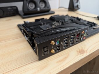 Asus ROG Crosshair VII Hero Wifi X470 - 6