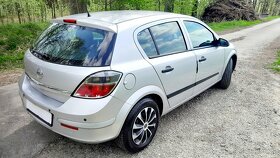 Jako nová  udržovaná Opel Astra 1.6 16V   najeto 58000km - 6