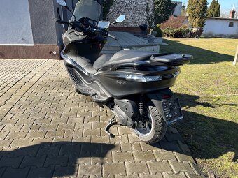 Piaggio X10 125 ABS-ASR 2016 - 6
