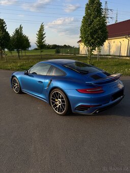 Porsche 911 Turbo S - 6