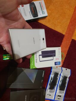 Sony Xperia M2 a Smart dětské hodinky v češtině. - 6