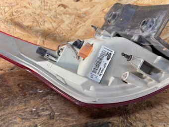ZADNÍ VENKOVNÍ SVĚTLA FORD KUGA MK2 90021842/90021835 - 6