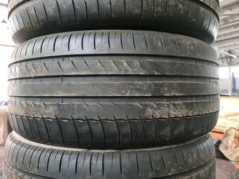 Prodám letní pneumatiky Michelin 275/50 R20 - 6