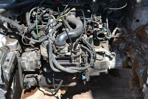 motor a převodovka Peugeot 1.8 i 8 ventil 1 vačka r.v. 99 - 6