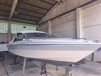 Motorová loď člun Sea ray Seville 19 - 6