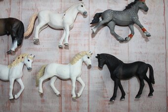 Figurky koní Schleich 1 - 6
