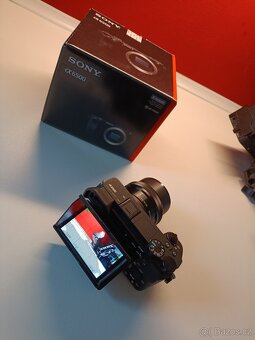 Sony A6500 4K + Sony 16-50 + bohaté příslušenství - 6