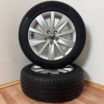 VW SHARAN II 5x112 R16 ET45+LETNÍ 205/60R16 5/4mm - 6