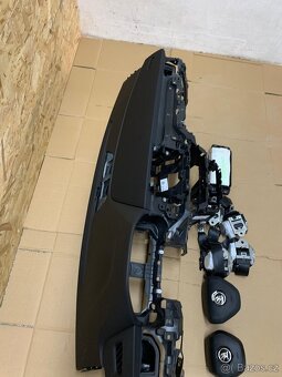 Airbagy, pásy, palubní deska Škoda Kamiq, Scala - 6