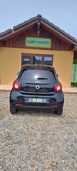 Smart Forfour 1.0 52kW PASSION 5 dvěří - 6