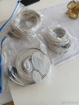Zesilovač Pioneer - 6