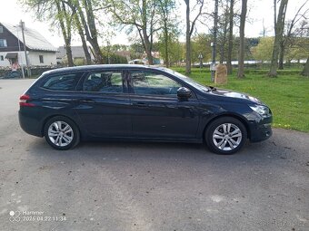 Peugeot 308 2015 1.2 81 kW Benzín Top auto - 6
