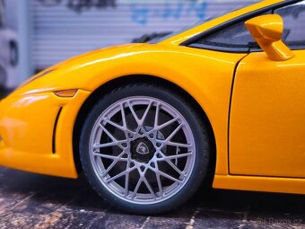 Lamborghini Gallardo LP560-4 1:18 AutoArt - 6