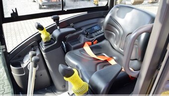 Pásový minibagr Volvo EC18E - 6