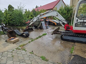 Minibagr Takeuchi Tb135 3.5 Nový komplet podvozek 3x lžíce - 6