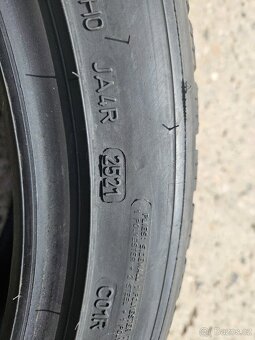 Zimní pneumatiky 23545R18 Dunlop - 6
