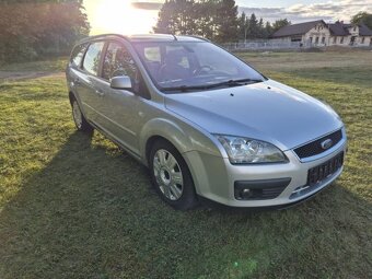 Prodám FORD FOCUS 2.0i COMBI 107KW - KLIMATIZACE - 6