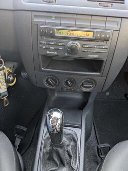 Škoda Fabia 1.4 16v 55kw Kombi Klima Model 2003 - 6