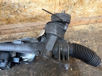 HŘEBENOVÉ ŘÍZENÍ SERVO ŘÍZENÍ 1K1423051EL / 1K1909144M - 6