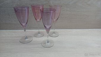 Sklo a porcelán - 6