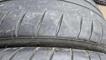 Letní pneu 245/35/20 Michelin - 6