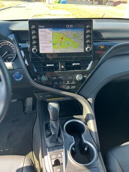 Toyota Camry 2.5 Hybrid - 6
