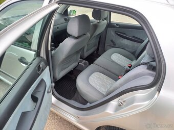 Prodám Škoda Fabia I 1.4 16V Rok výroby 2004 Najeto 172.xxxk - 6