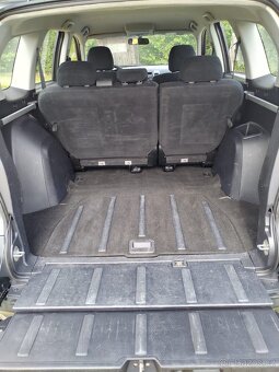 Mitsubishi Outlander - 6