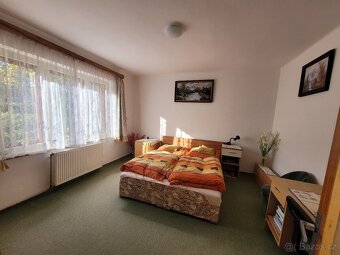 Prodej rodinného domu 400 m², pozemek 1 054 m² Moravany - 6