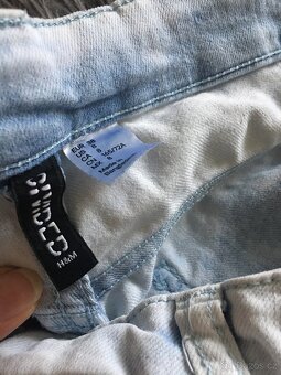 Džínové kraťasy zn.H&M vel.38 - 6