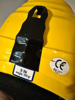 Dětská lyžařská helma - 6