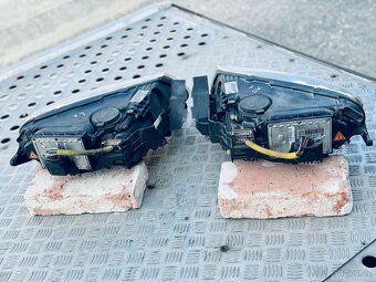 Světlomety Xenon Vw Touareg 2003-2006 / Náhradní díly - 6