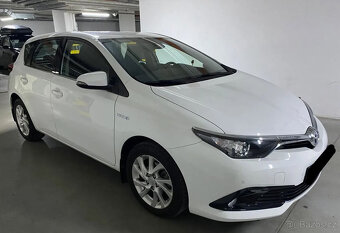 Toyota Auris Hybrid 135 Premium Combi Navi 1Maji - 6