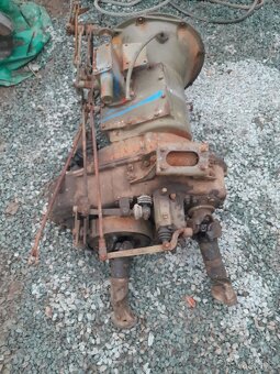 Praga V3S  převodovka s vývodem na navijak - 6