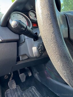 Peugeot 207 1.6 HDi 66 kW - 6
