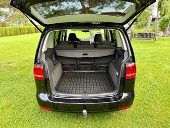 Volkswagen Touran 2.0 TDI 103 kw - krásný stav - 6