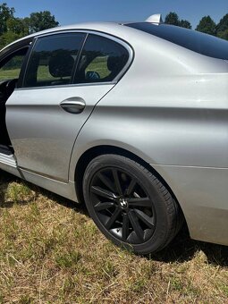 BMW Řada 5 535i Sedan TOP stav f10 - 6