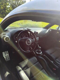 Audi TT 1.8 T 132 kW - 6
