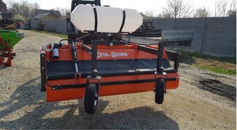 Zametací zařízení 2,4 m , zametač - 6