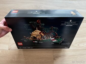 LEGO Star Wars 75330 Dagobah Jedi Training Diorama - 6