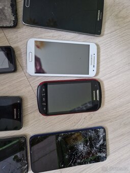 Prodám telefony různých značek - 6