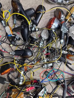 Yamaha Vmax 1200 a různé - 6