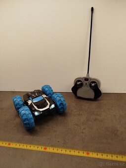 PRODÁM MODRÉ AUTO NA DO - 6