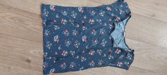 Obleceni damske vel.S - 6