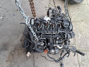 Motor 1.6 tdi 77 kW, CAYC, kompletní - 6