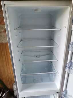 Prodávám ledničku - 6
