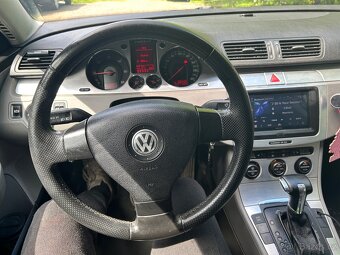 VW Passat B6 - 6
