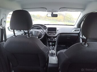 Osobní vůz Peugeot - 6