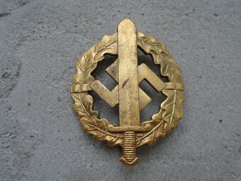 ODZNAKY VZORNACI - 6