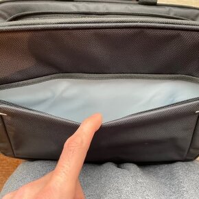 Brašna na notebook HP Renew Business 15.6" - NOVÁ - 6